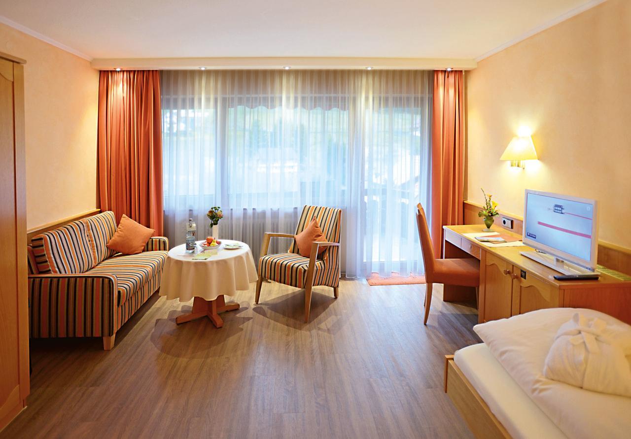 Hotel Waldlust Байрсброн Экстерьер фото